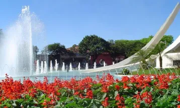 Turismo no Paraná recua 2% no primeiro bimestre de 2026, aponta Fecomércio PR