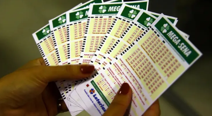 Veja os números da mega-sena sorteados neste sábado (4)