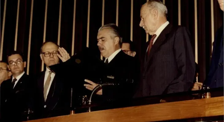 Redemocratização: há 40 anos, Sarney assumia a presidência do Brasil
