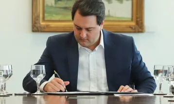 Ratinho Junior avalia licença do cargo para tentar reforçar campanha de Sandro Alex