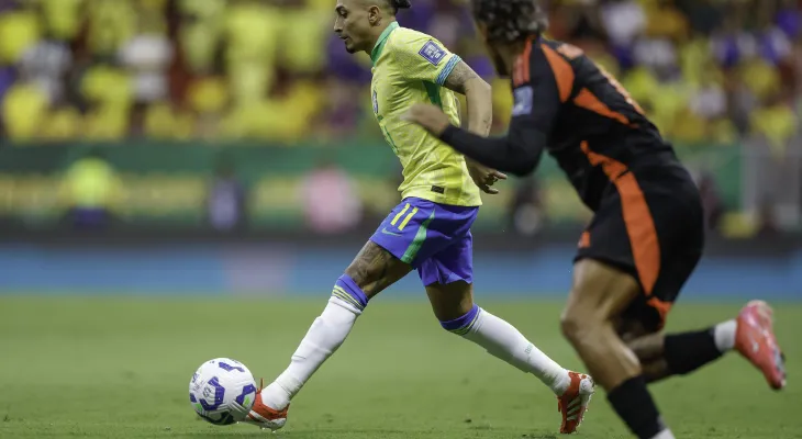 Seleção Brasileira faz o grande clássico contra a Argentina nesta terça-feira