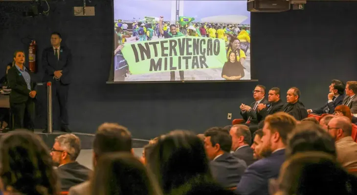 STF tem maioria para tornar Bolsonaro 1° ex-presidente réu por golpe
