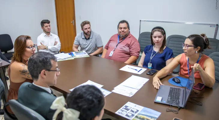 Corbélia quer implantar Câmara Mirim e faz visita técnica para conhecer a de Cascavel