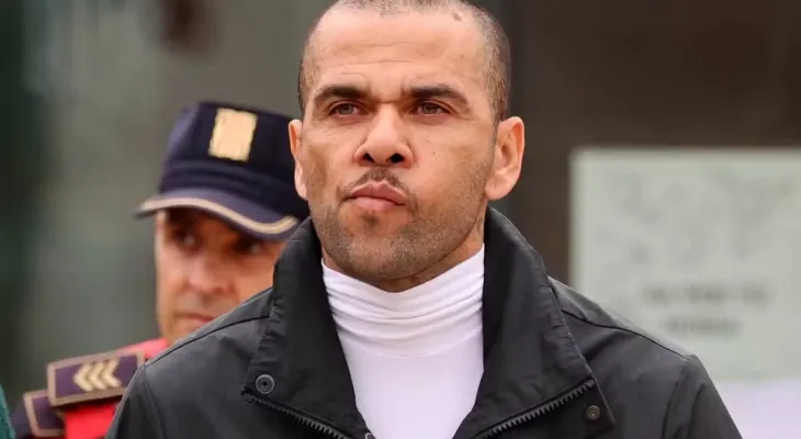 Tribunal da Catalunha anula condenação de Dani Alves por agressão sexual