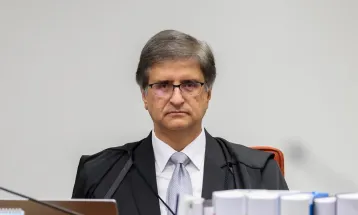 PGR discorda da sentença de Mauro Cid, mas não pretende recorrer
