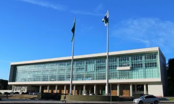 Indecisos podem definir o rumo da eleição no Paraná em 2026