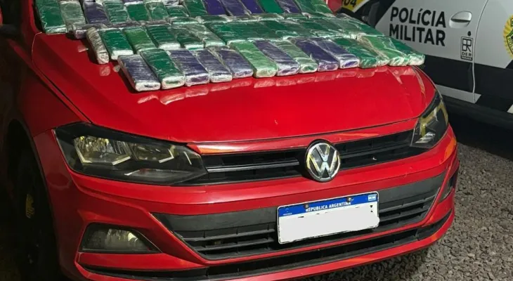 BPRv apreende veículo com 51,9 kg de maconha na PR-586