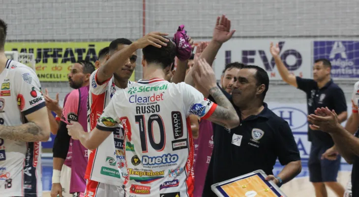 Cascavel Futsal faz o melhor jogo da temporada
