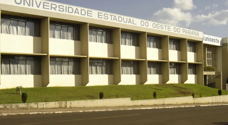 Unioeste publica três editais para contratar novos agentes universitários