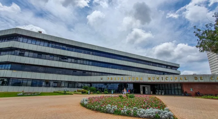 Prefeitura abre concurso público com mais de 100 vagas em Cascavel