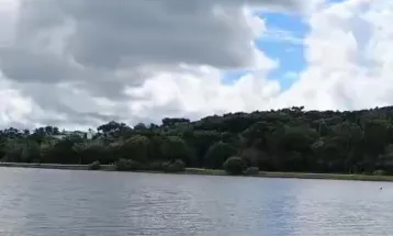 Feriado tem frio pela manhã e céu aberto no Paraná