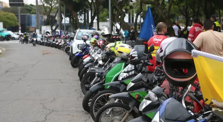 Câmara de Cascavel aprova criação do Dia Municipal do Motoboy