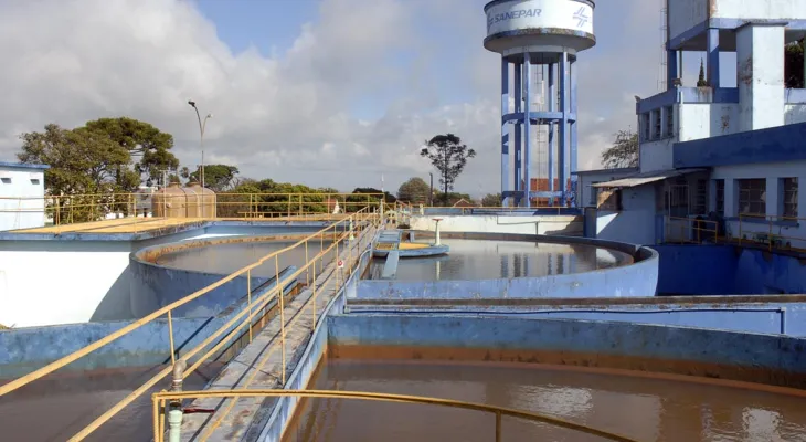 Prejuízo da Sanepar acende alerta e pode alimentar debate sobre privatização no Paraná