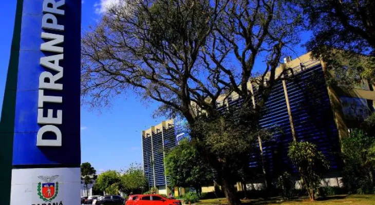 É irregular impor restrição de prazo em editais de credenciamento, alerta TCE-PR
