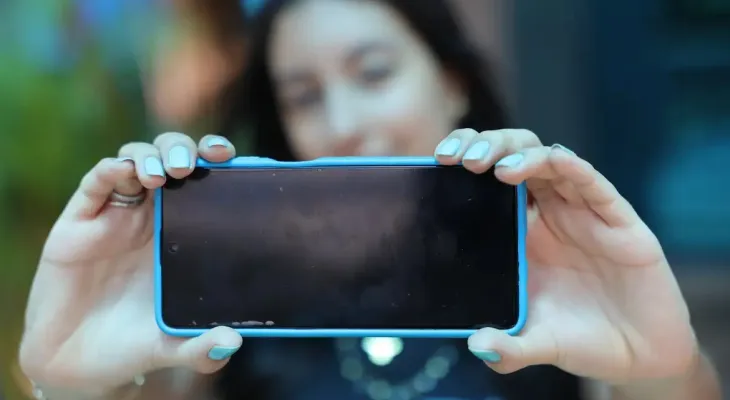 Celular Seguro começa a emitir alerta de bloqueio de aparelhos