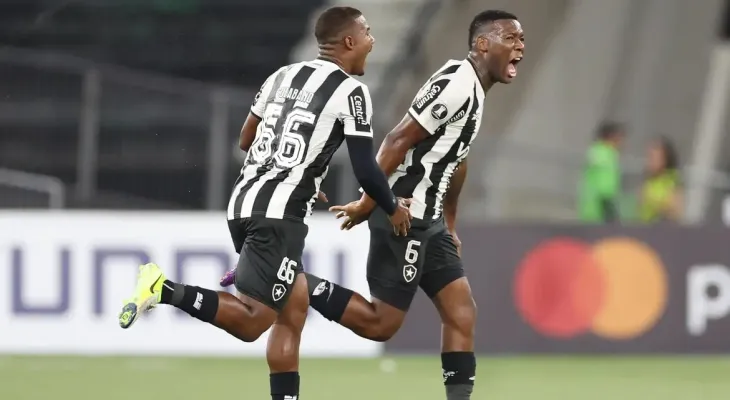 Botafogo vence primeira na Copa Libertadores