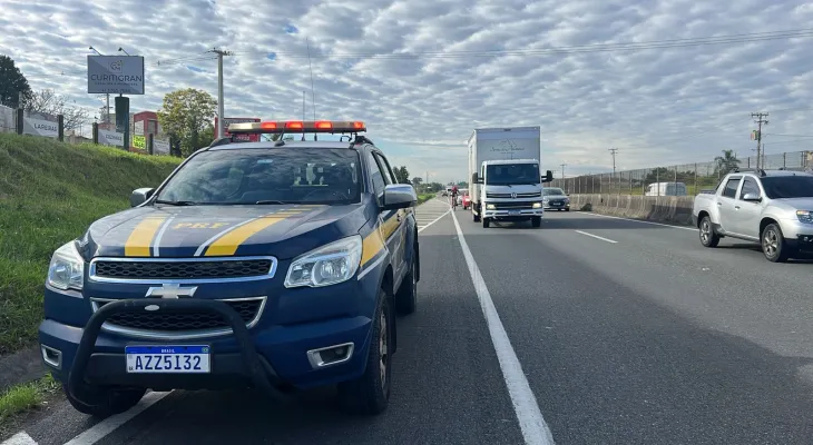 PRF recupera veículo oficial furtado após capotamento na BR-163