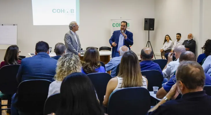 Cohab reúne regionais e pede indicação de áreas livres de Curitiba para a construção de moradias