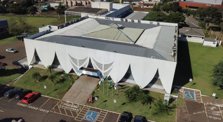 Unioeste é condenada a indenizar ex-vereadora e professora de Cascavel: veja o motivo