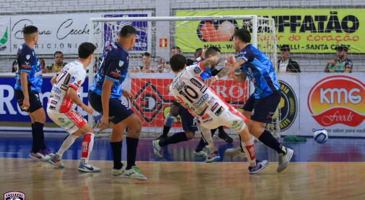 Cascavel Futsal goleia a ABF e conquista a quarta vitória consecutiva no Paranaense