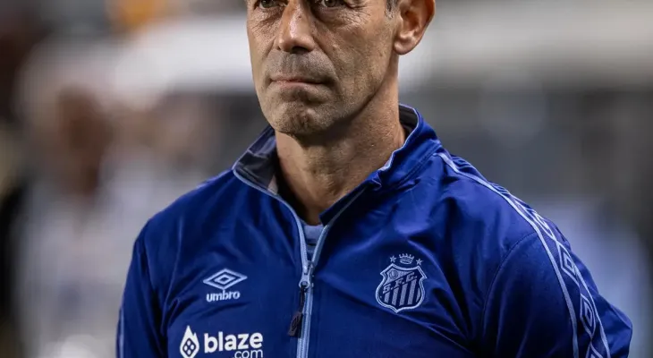 Santos demite técnico Pedro Caixinha após início difícil no Brasileiro