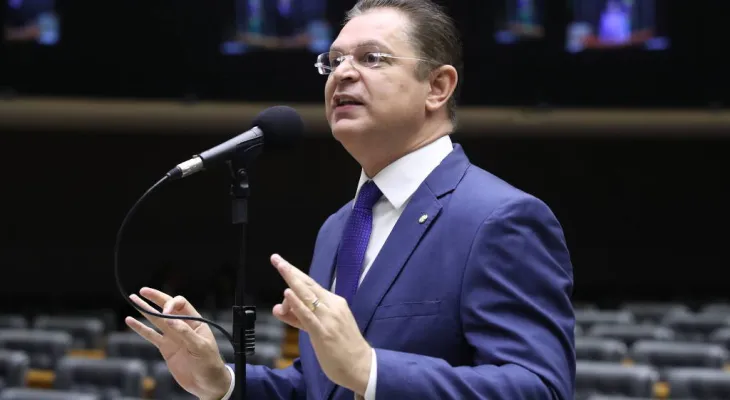 Líder do PL na Câmara dos Deputados nega desvios de verbas