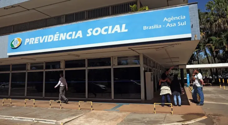 Tese da AGU obriga autor de feminicídio a ressarcir pensão do INSS
