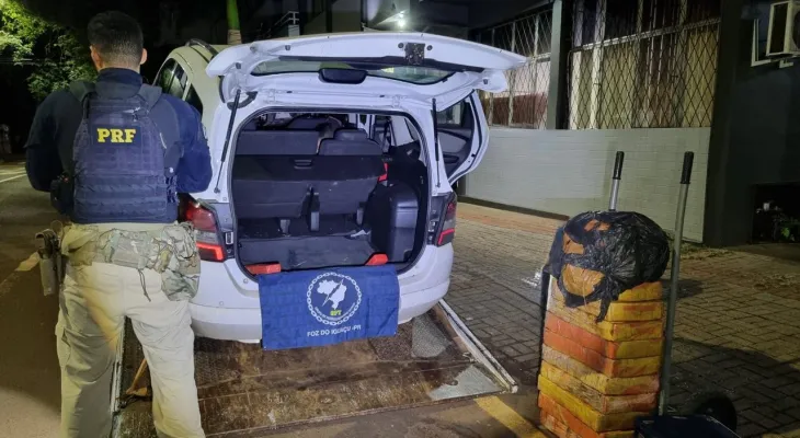 PRF e PM apreendem mais de 100 quilos de maconha após perseguição de 40 km na BR-277
