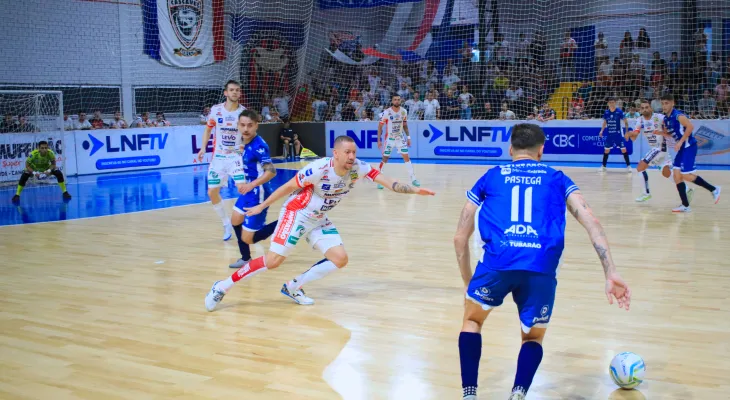 Cascavel estreia na LNF com goleada sobre o Tubarão