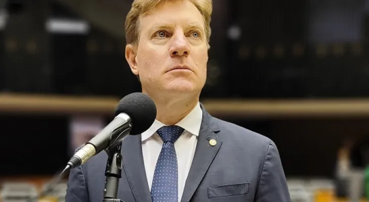 Deputado Padovani assina CPI do INSS 