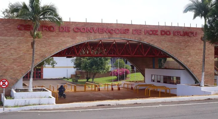 Governo do Estado vai desapropriar Centro de Convenções de Foz do Iguaçu