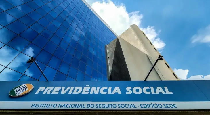 Fraude no INSS: associações usaram robôs para descontar aposentadorias