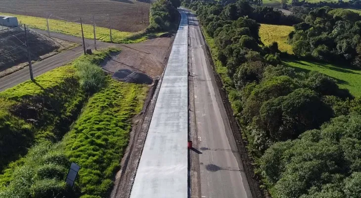60,6% em 4 meses: rodovia de concreto entre Pato Branco e Clevelândia mantém avanço acelerado
