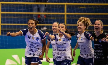 Em busca da sexta vitória consecutiva, Stein Cascavel Futsal encara o Cianorte neste sábado