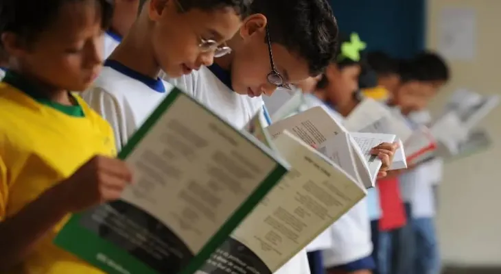 Aprovado programa para incentivar o hábito da leitura nas escolas públicas