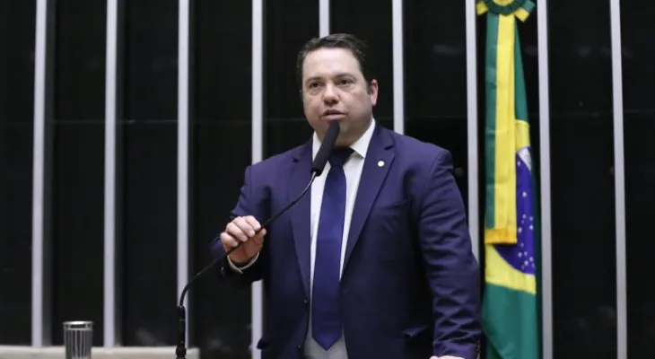 Projeto suspende resolução que incluiu MST em comitê do governo