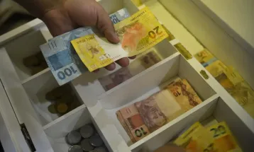 Dívida pública supera R$ 8,6 trilhões e fica estável em janeiro com impacto dos juros