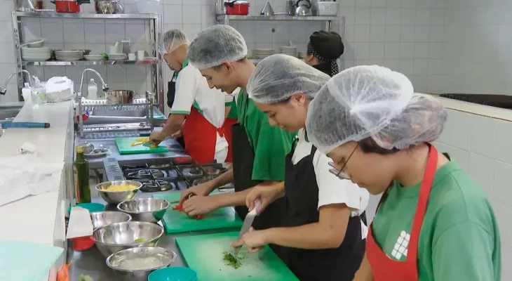Desemprego fica abaixo da média nacional em 11 estados; Paraná registra taxa de 3,1%