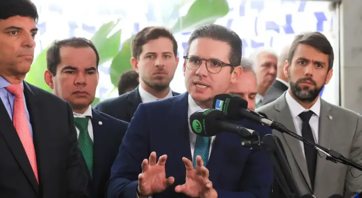 Câmara vai declarar perda do mandato de Zambelli, diz Motta