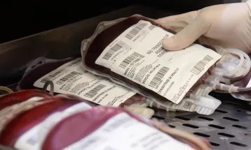 Projeto quer garantir duas folgas por ano para trabalhador doar sangue; entenda