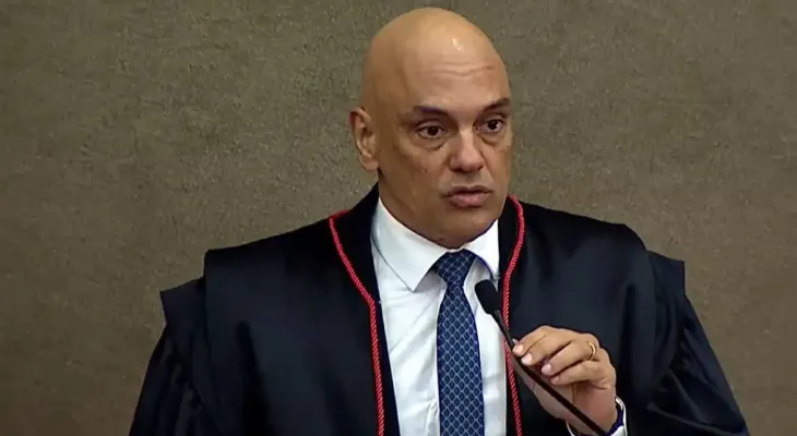 Moraes nega prisão domiciliar e mantém Bolsonaro preso na PF