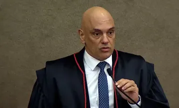 PF faz busca na casa de Bolsonaro por armas e documentos após ordem de Moraes