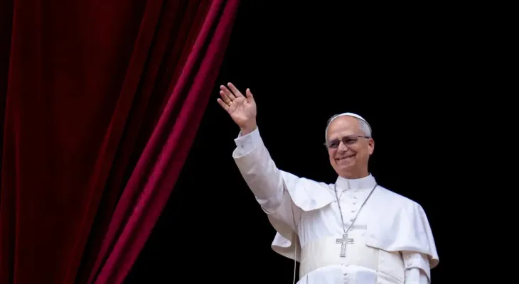 Papa Leão XIV nega embate com Donald Trump e reforça foco em viagem à África