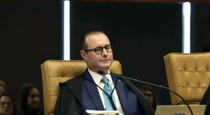 Zanin pede providências após Deltan Dallagnol publicar dados bancários e fiscais