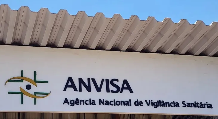 Anvisa determina apreensão de lotes falsificados do Mounjaro e proíbe produtos sem registro