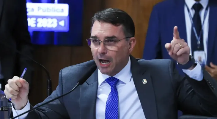 PP decide ficar neutro na disputa presidencial e frustra articulação de Flávio Bolsonaro