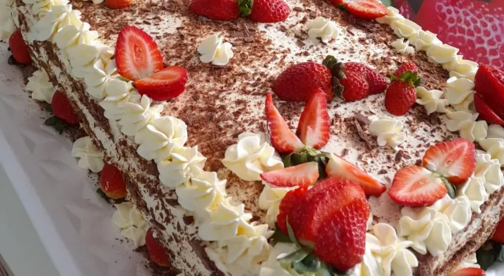 Festa do Morango começa nesta quinta-feira em Cascavel com expectativa de receber mais de 70 mil visitantes