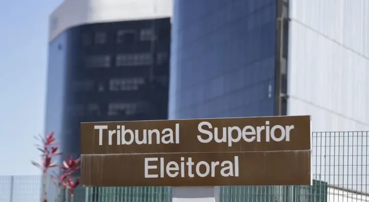 TSE marca julgamento de registros dos candidatos à Presidência