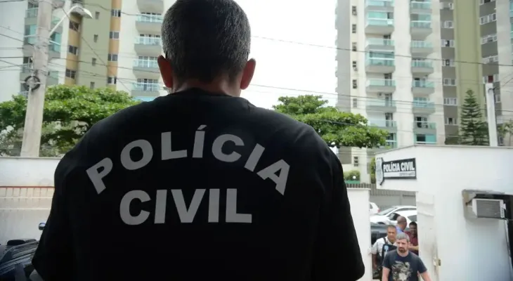 Polícia Civil faz operação contra organização criminosa do tráfico de drogas no Paraná e em SC