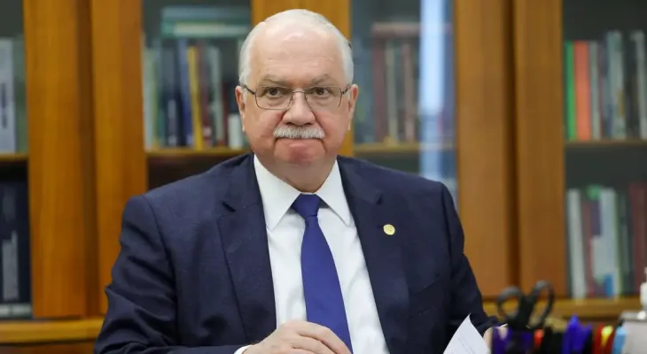 Fachin lança cartilha sobre remuneração de magistrados em meio a debate sobre penduricalhos